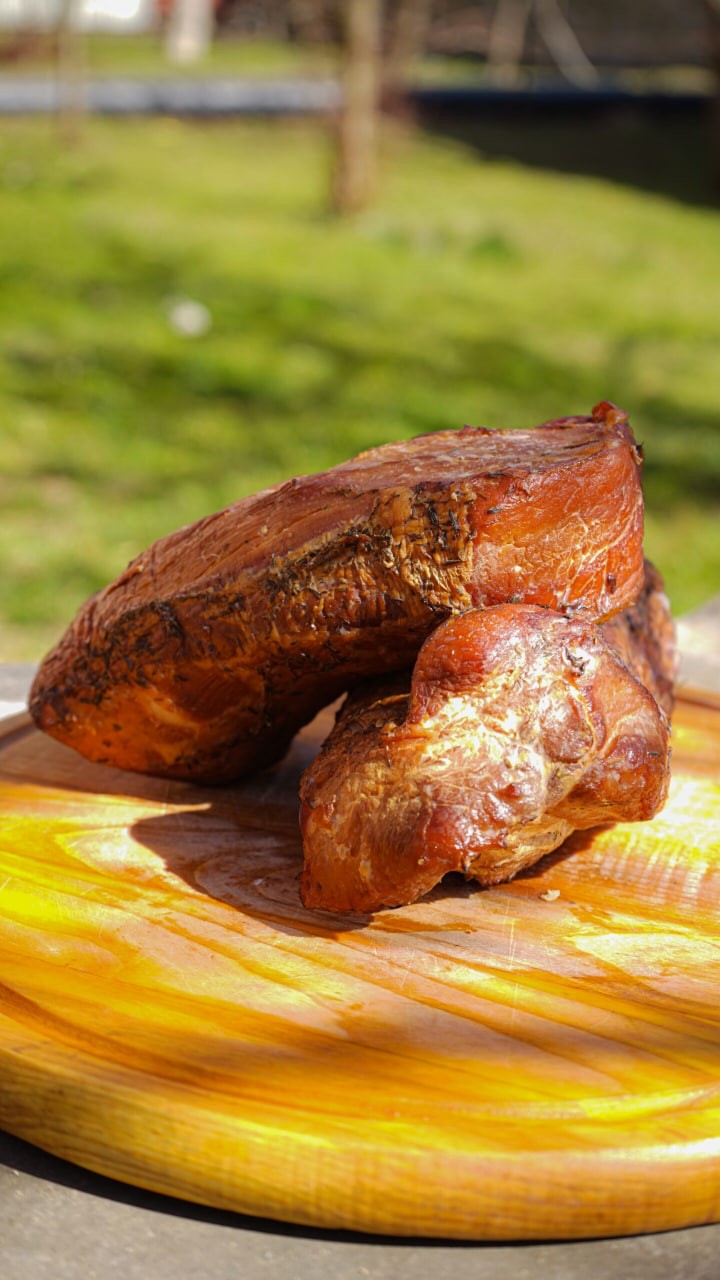 Полядвиця копчена