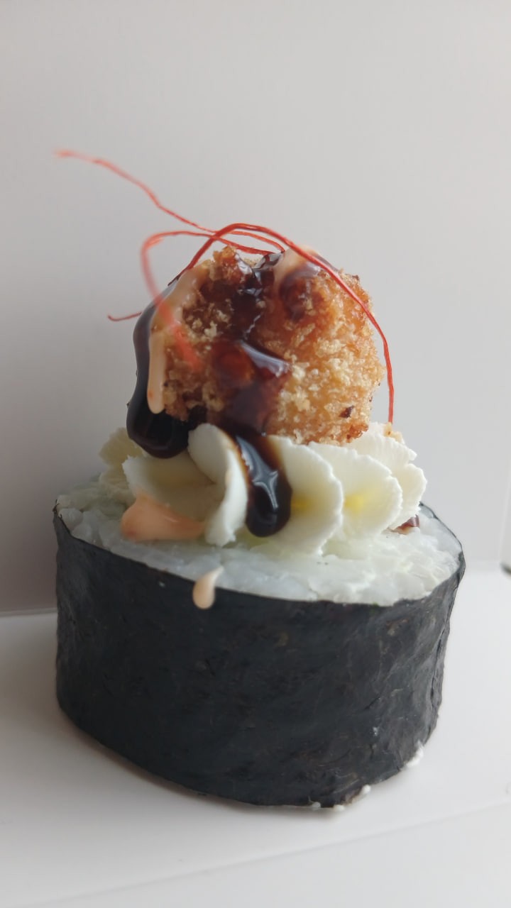 Рол Пікантний зі смаженим тунцем