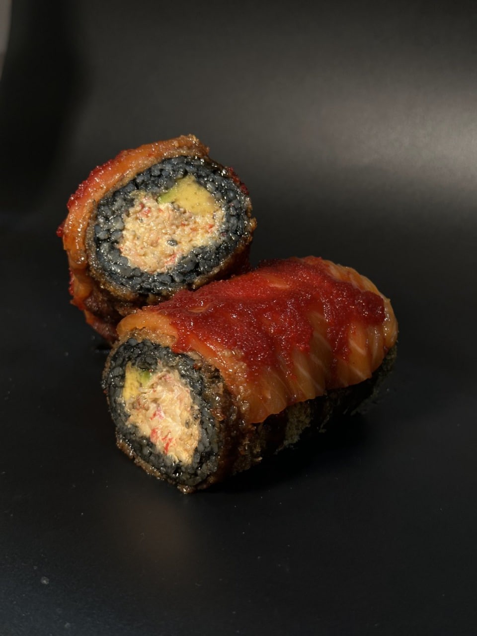 Суші буріто з сніжним крабом та лососем