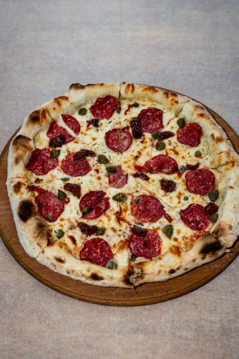 Піца Салямі