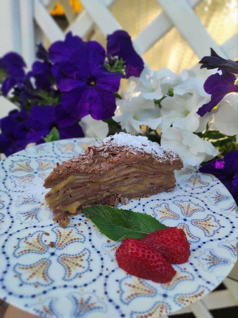 Наполеон з карамельним кремом