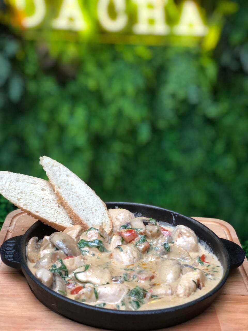 Індичка у вершковому соусі