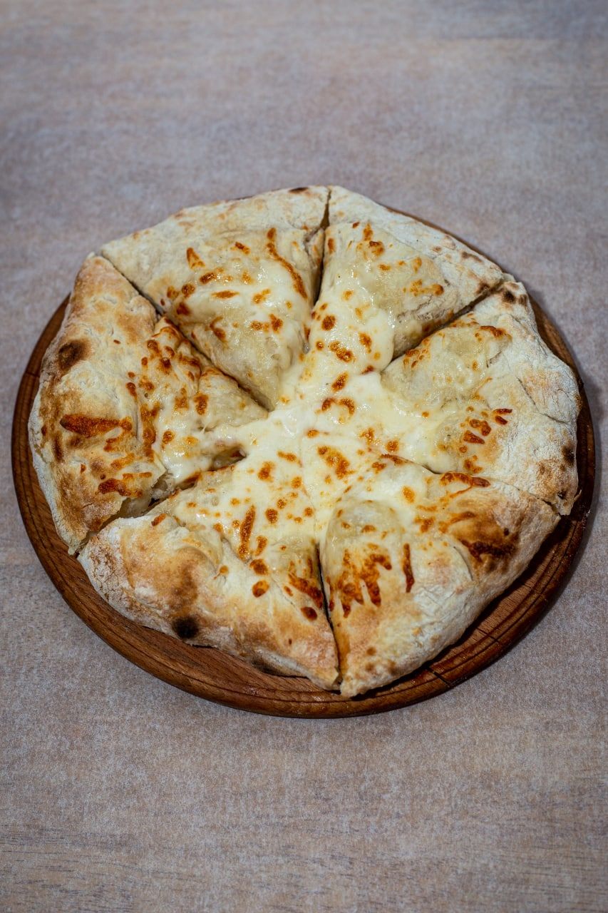 Фокачо з сиром