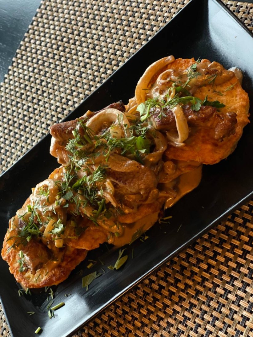 Деруни з м'ясом