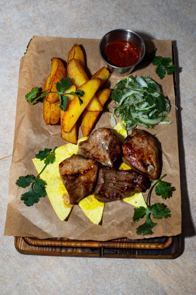 Шашлик з ошийка свинини