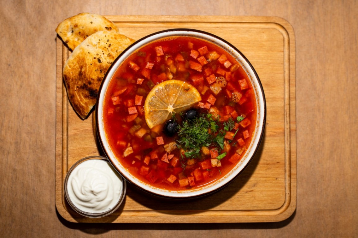 Солянка м'ясна