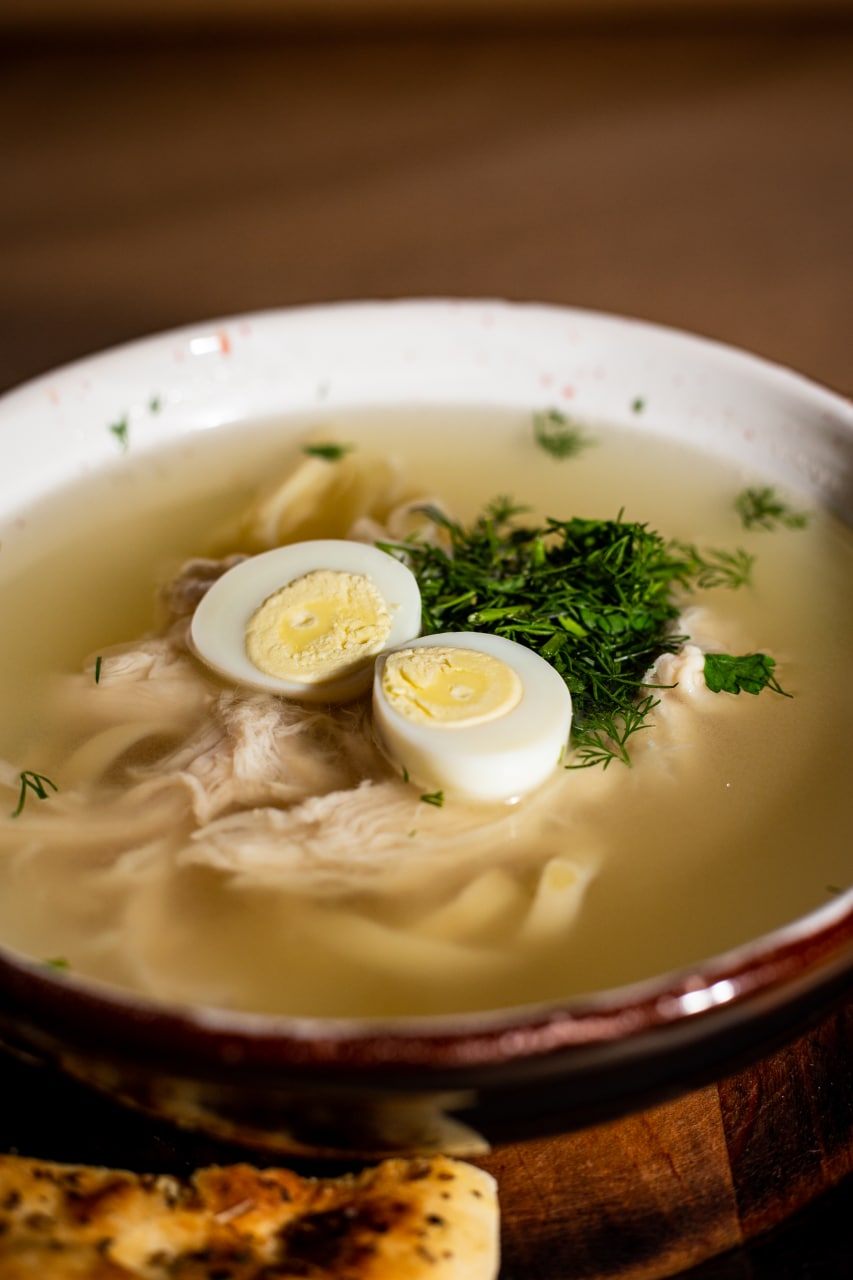 Бульйон з домашньої курочки